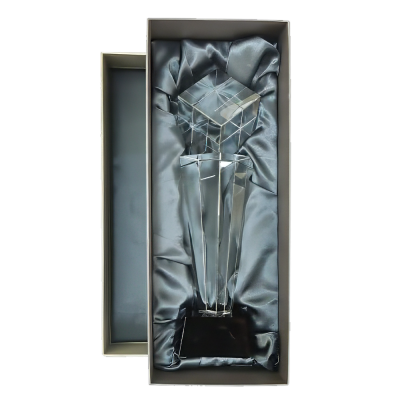 Stakleni trofej Crystal Cube s prezentacijskom kutijom_EliteSport